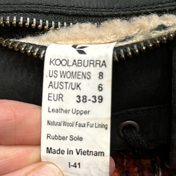 Koolaburra by Ugg Black Leather Sheerskin Winter Boots size 8 - Picture 10 of 11